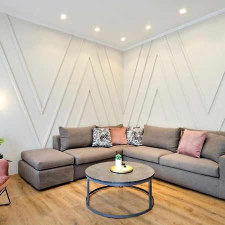 The Flirty Athens Apartment Exterior photo
