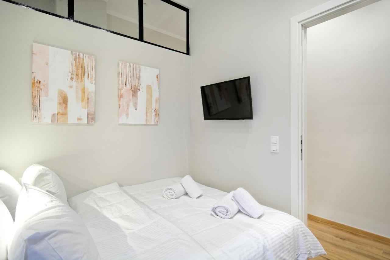 The Flirty Athens Apartment Exterior photo